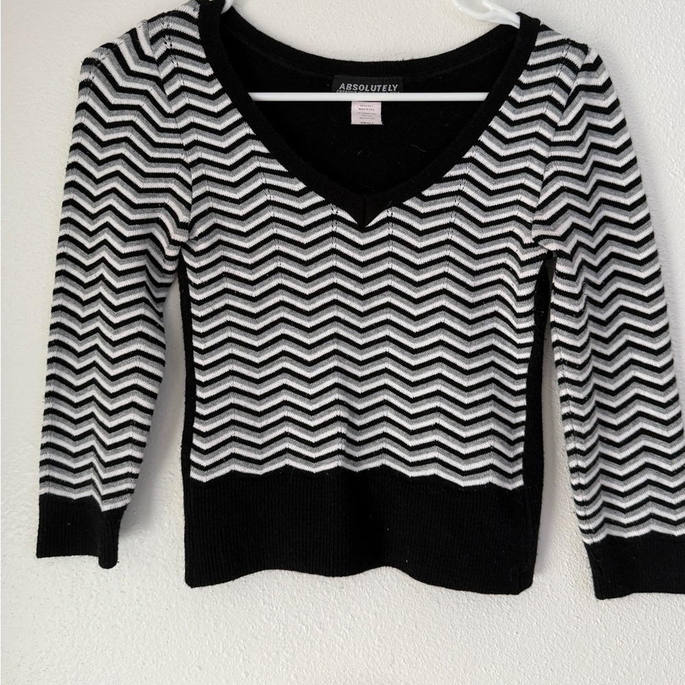 Vintage Y2K Absolutely Creative Worldwide V-Neck Chevron Knit Sweater Small